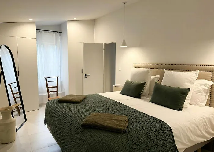 Mazet With Pool In Garrigue * Νιμ